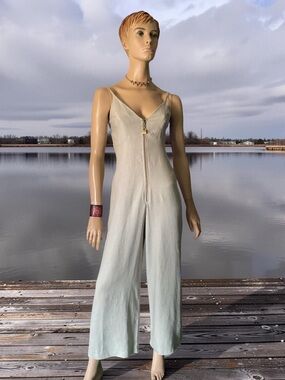 VINTAGE BETSEY JOHNSON LUXE LIGHT SAGE GREEN  LINEN JUMPSUIT SZ P or S